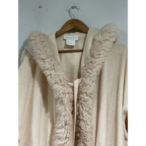 Womans Linda Lunstrom Canada Pink Faux Fur Hooded Open Front Tie Coat Small